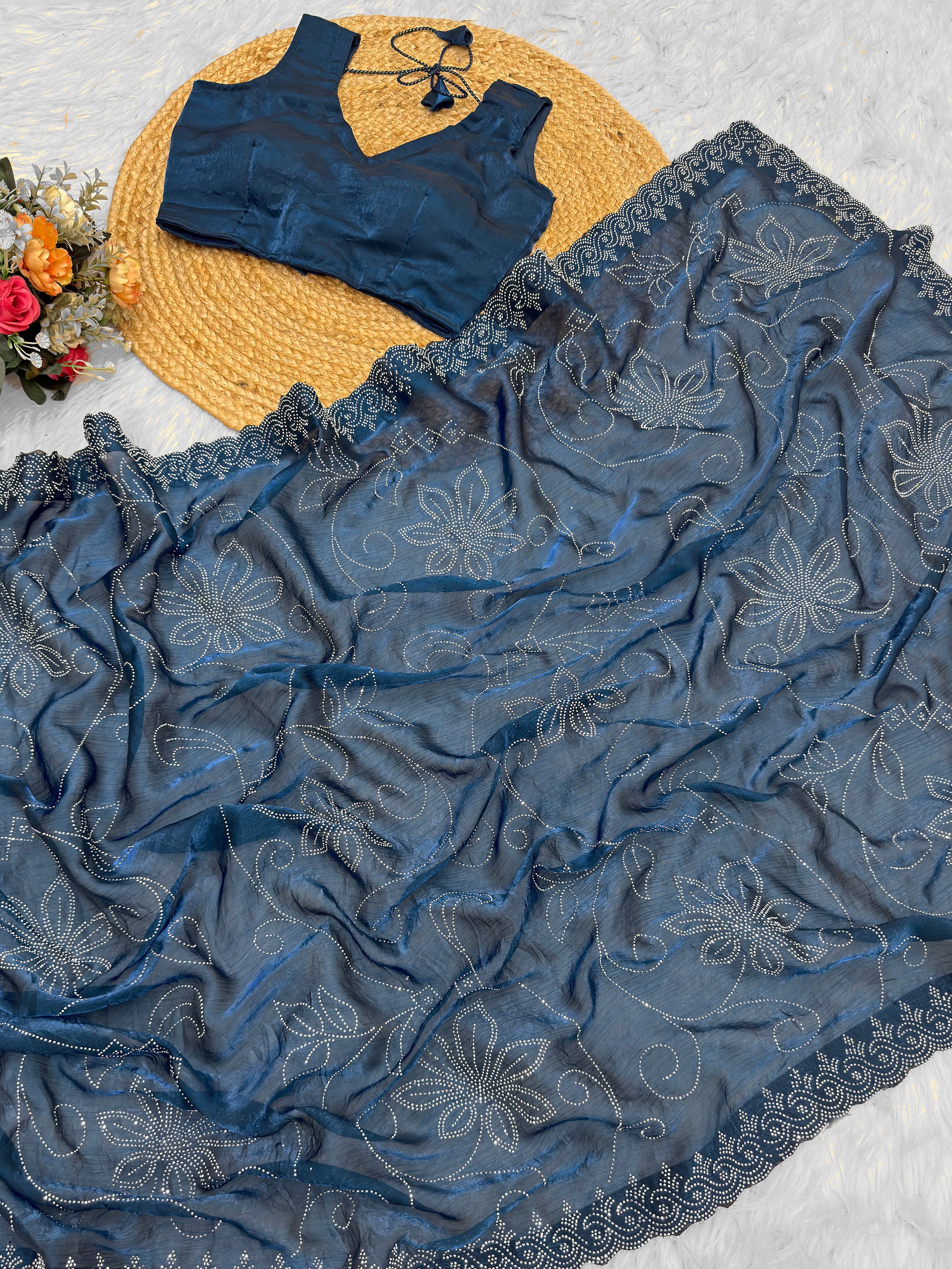 Kanyaari luxury floral Fandy silk saree with designer unstitch blouse, showcasing elegant floral patterns and rich silk fabric.