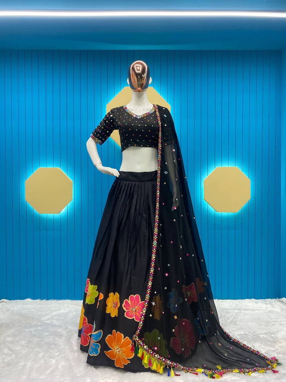 Black navratri chaniya choli | White lehenga cholis for Navratri 2024 | Black Dupatta